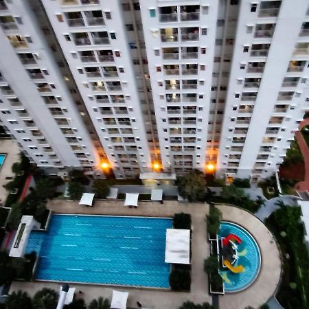 Classy! 2Br Apartment - Modern Comfort In West Jakarta Cbd Eksteriør billede